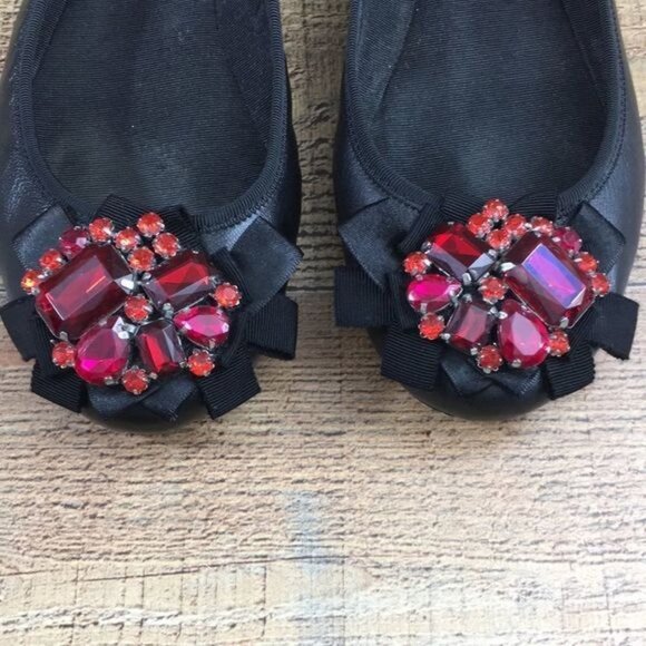 White House Black Market Black Red Gemstone Toe Ballet Flats Womens 8M Slip‎ On - Picture 4 of 13